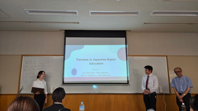 プレゼンの様子。